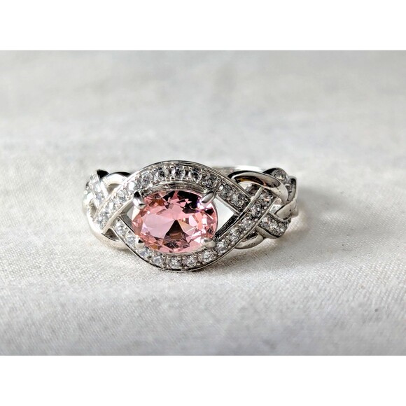 Luxury Sterling Silver Pink Oval Halo Ring – Size 8 – Infinity Twist Band - Picture 1 of 4